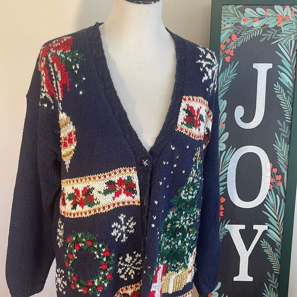 Kim Rogers Christmas Sweater🎄 - Picture 4 of 13